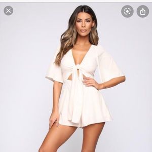 FASHION NOVA DOWN FOR BRUNCH ROMPER SIZE XL